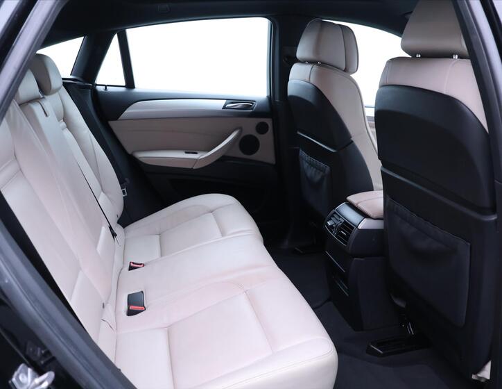 BMW X6 16