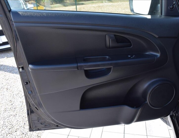 KIA Venga Kombi 1,4 l 66 kw