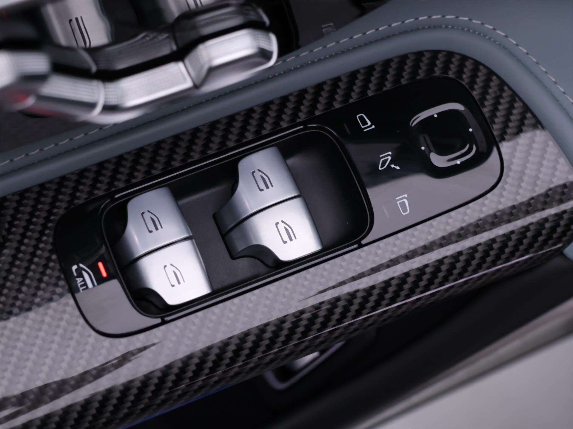 Mercedes-Benz SL Kabriolet 4,0 l 430 kw