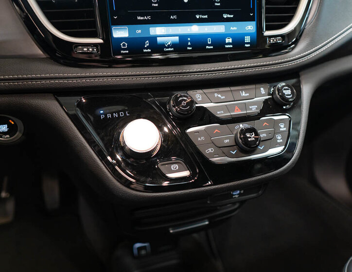 Chrysler Pacifica MPV 3,6 l 221 kw