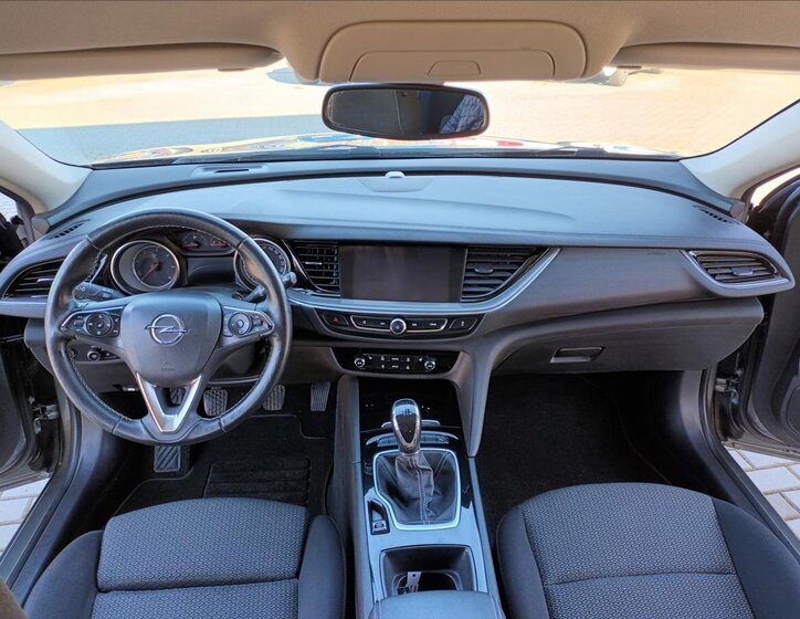 Opel Insignia Kombi 1,6 l 81 kw