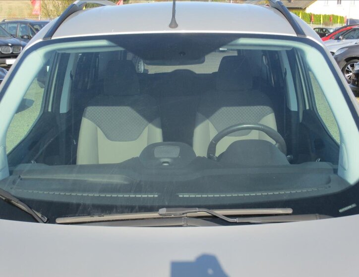 Ford Tourneo Courier 22