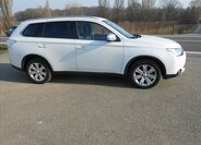 Mitsubishi Outlander Kombi 2,3 l 110 kw