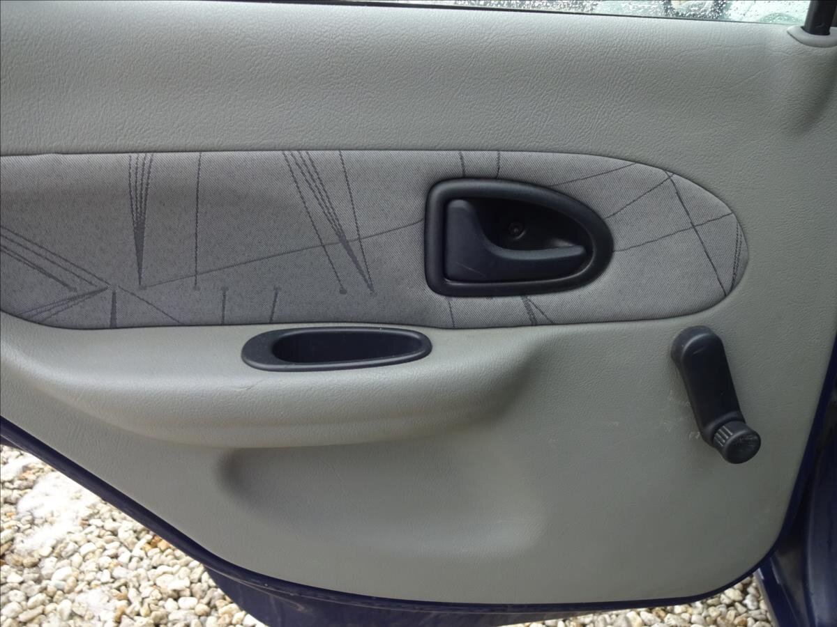 Renault Thalia Sedan 1,4 l 55 kw