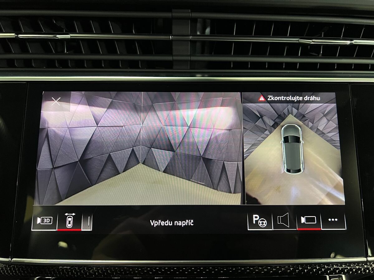 Audi SQ8 SUV 4,0 l 373 kw