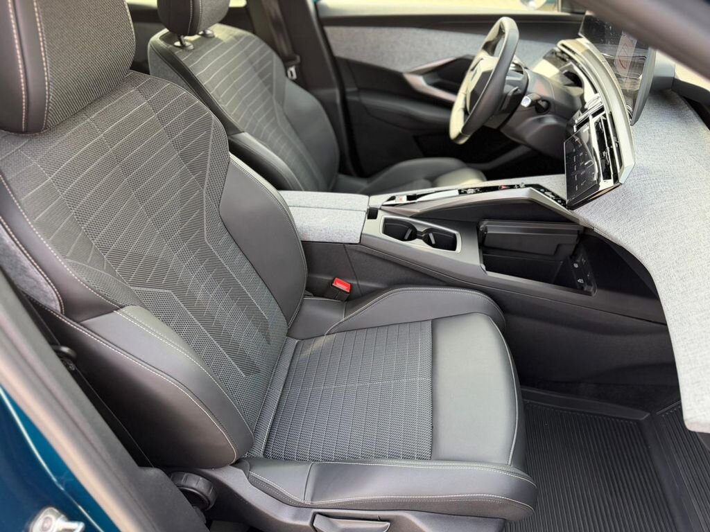 Peugeot 3008 SUV / Terénní 1,2 l 107 kw