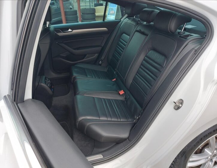 Volkswagen Passat 14