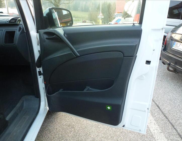 Mercedes-Benz Vito 25