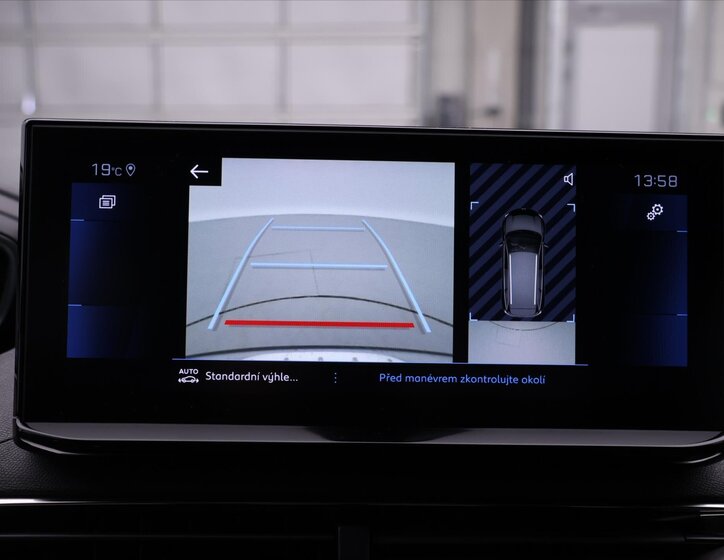 Peugeot 5008 SUV / Terénní 1,2 l 96 kw