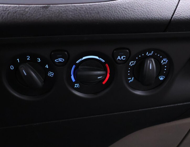 Ford Tourneo Custom Kombi 2,2 l 114 kw