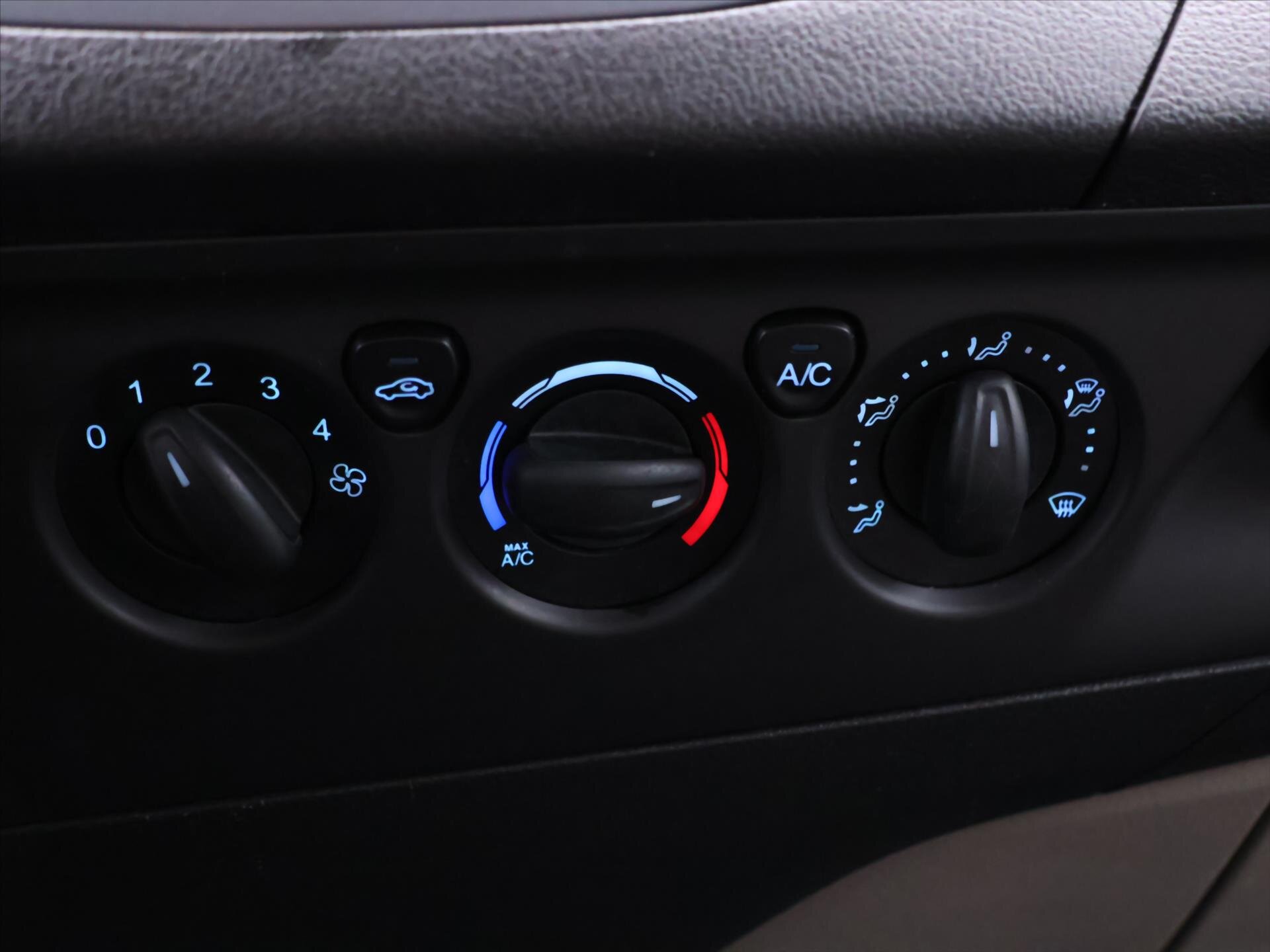 Ford Tourneo Custom Kombi 2,2 l 114 kw