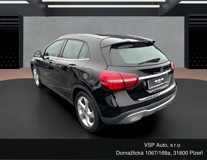Mercedes-Benz GLA SUV / Terénní 2,1 l 100 kw