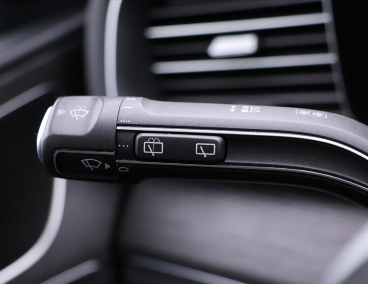 Mercedes-Benz GLE SUV / Terénní 2,0 l 200 kw