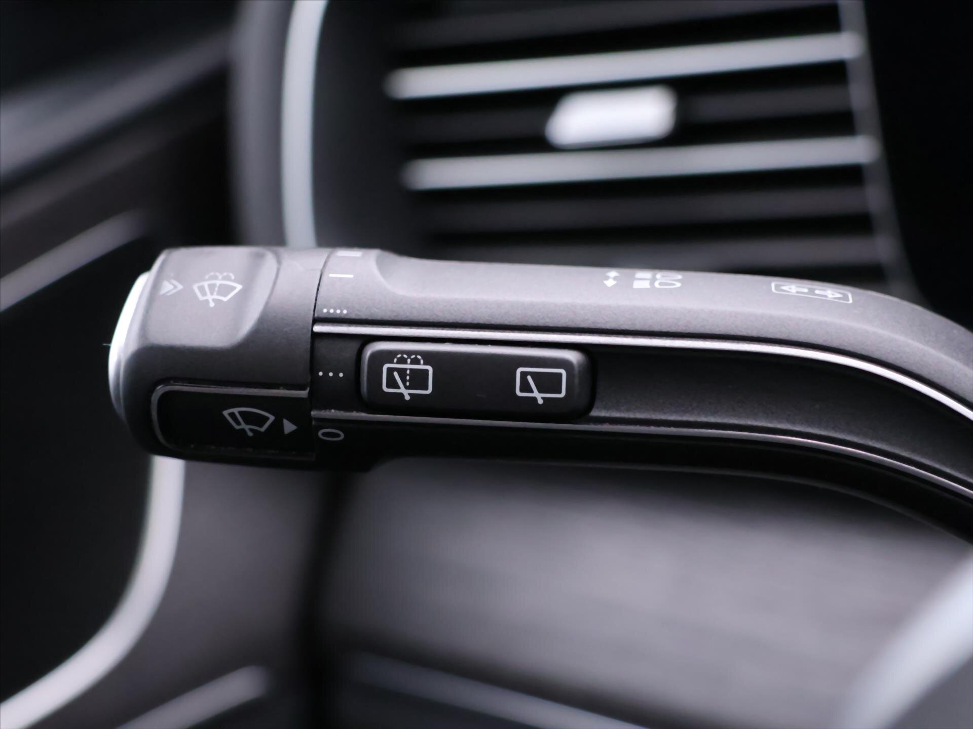 Mercedes-Benz GLE SUV / Terénní 2,0 l 200 kw