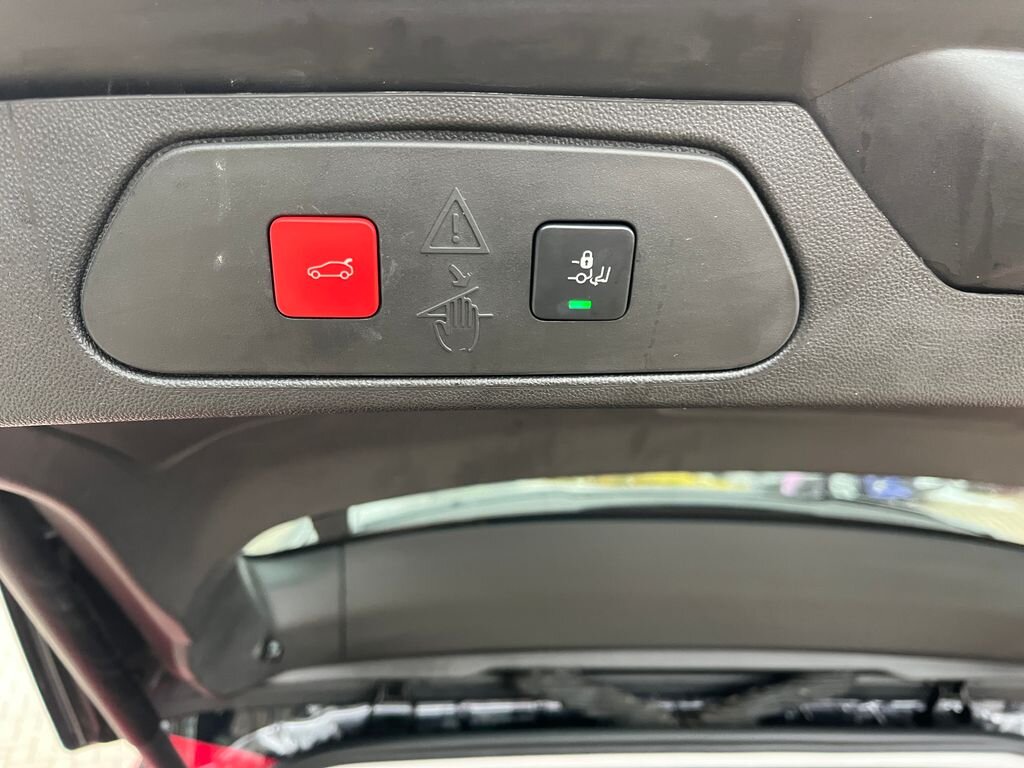 Opel Grandland SUV 1,2 l 96 kw