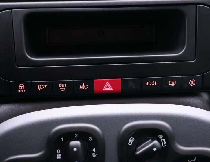 Fiat Panda Hatchback 999,0 51 kw