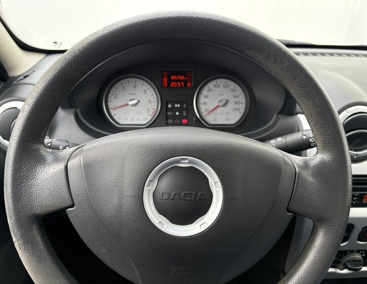 Dacia Sandero Hatchback 1,6 l 64 kw