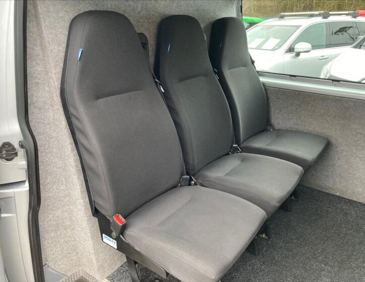 Volkswagen Transporter Kombi 2,0 l 110 kw