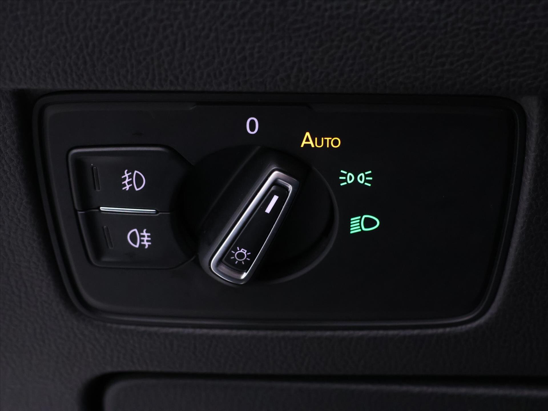 Volkswagen Passat Kombi 2,0 l 206 kw