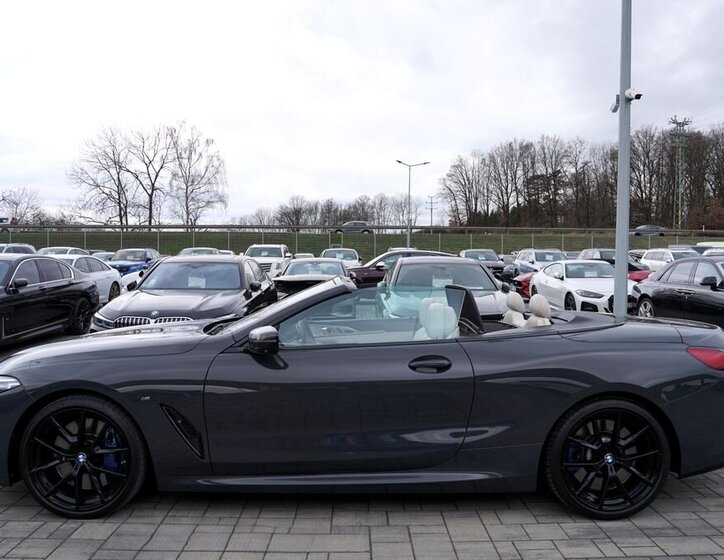 BMW Řada 8 Kabriolet 4,4 l 390 kw