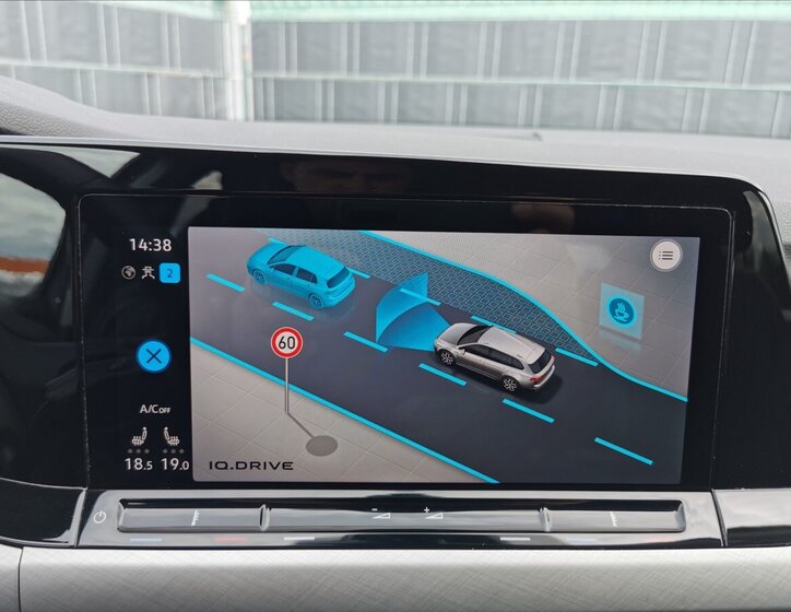 Volkswagen Golf Kombi 2,0 l 110 kw