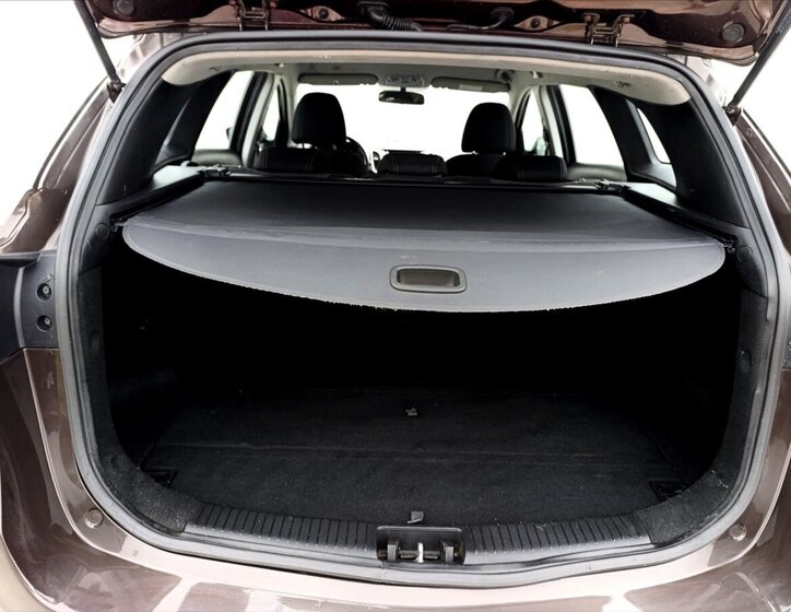 Hyundai i30 Kombi 1,6 l 99 kw