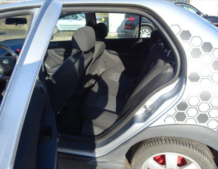 Škoda Fabia Sedan / Limuzína 1,2 l 47 kw