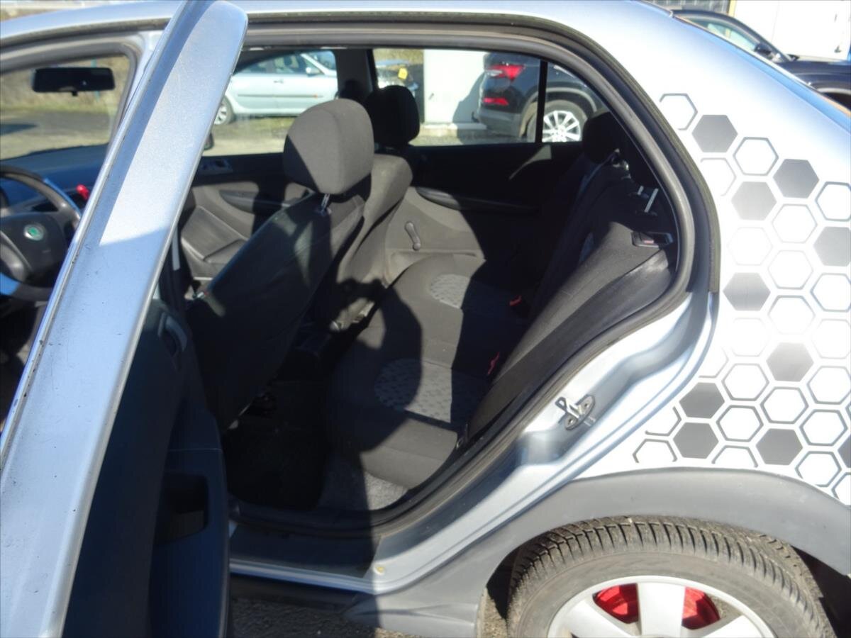 Škoda Fabia Sedan / Limuzína 1,2 l 47 kw
