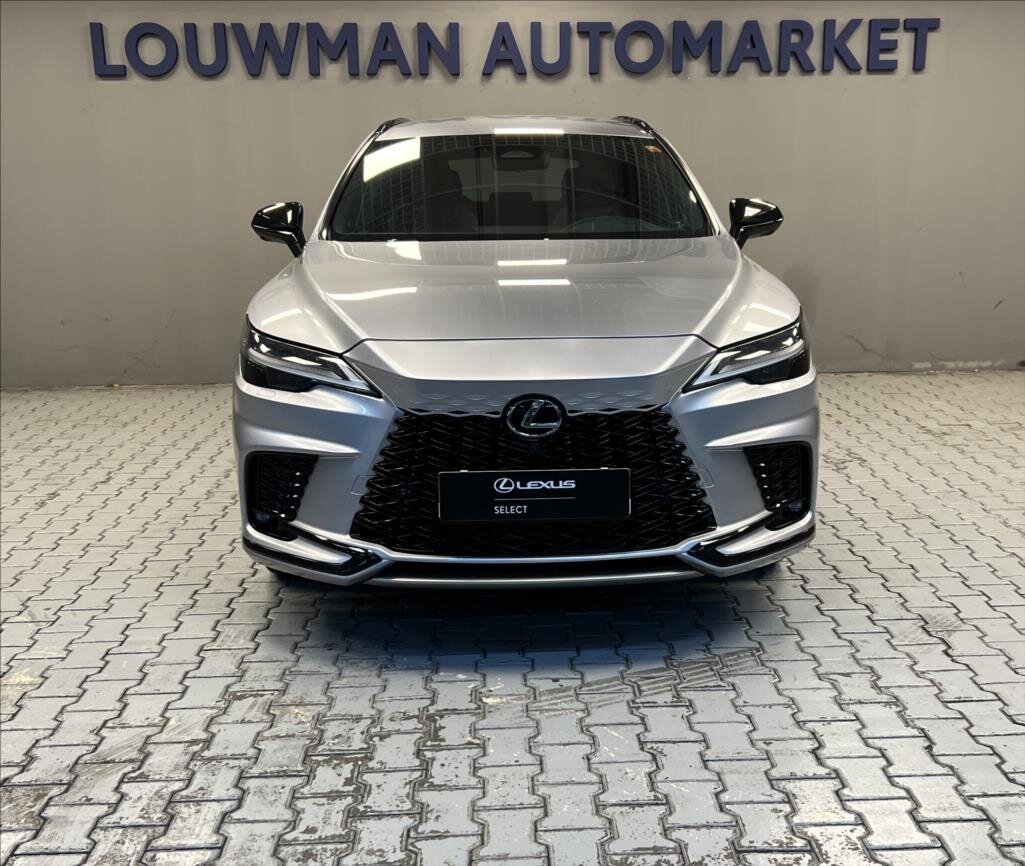 Lexus RX 500h SUV 2,4 l 273 kw