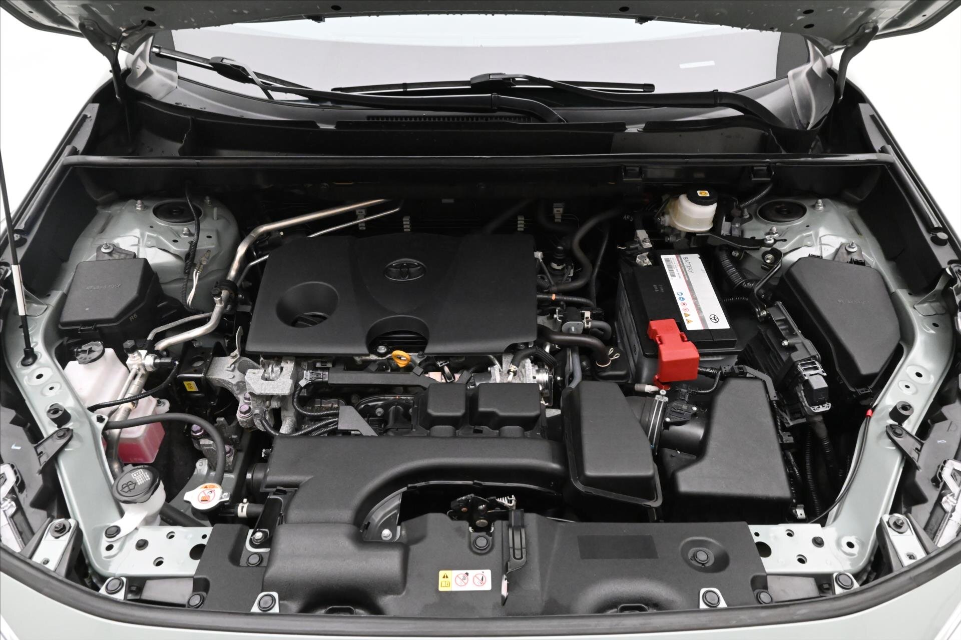 Toyota RAV4 SUV 2,0 l 129 kw