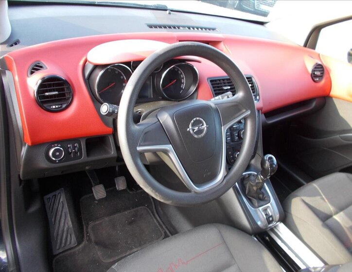 Opel Meriva 19