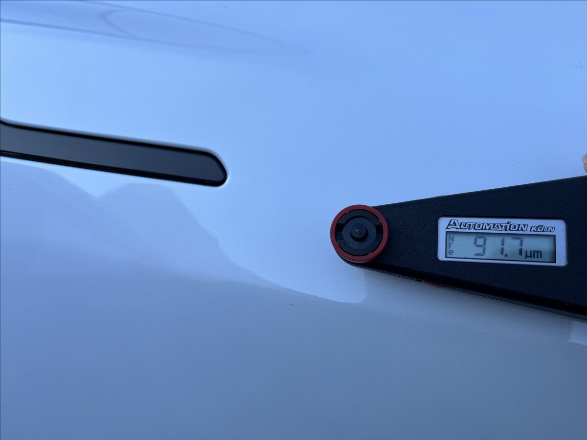 Tesla Model 3 Sedan / Limuzína 0,0 208 kw