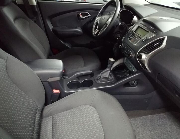 Hyundai ix35 34