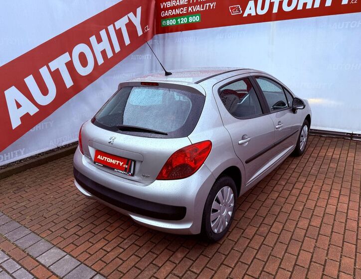 Peugeot 207 6