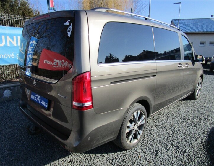 Mercedes-Benz Třídy V Kombi 2,1 l 140 kw