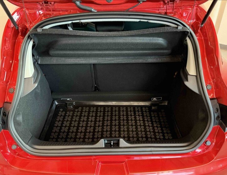 Renault Clio Hatchback 1,1 l 54 kw