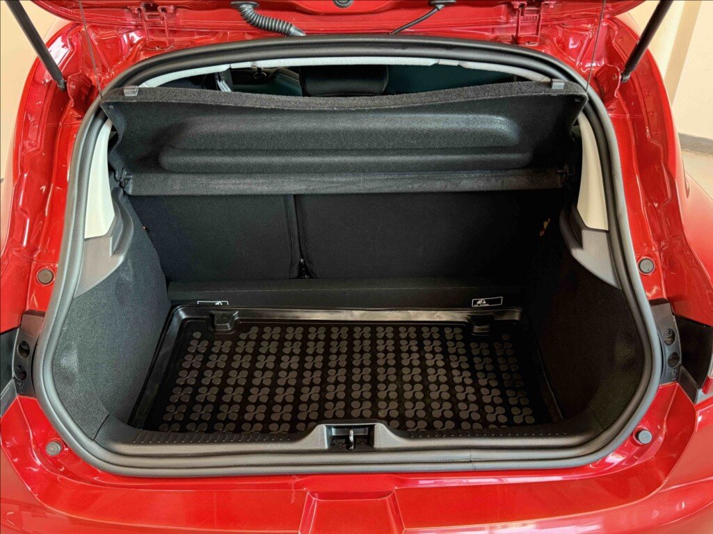 Renault Clio Hatchback 1,1 l 54 kw