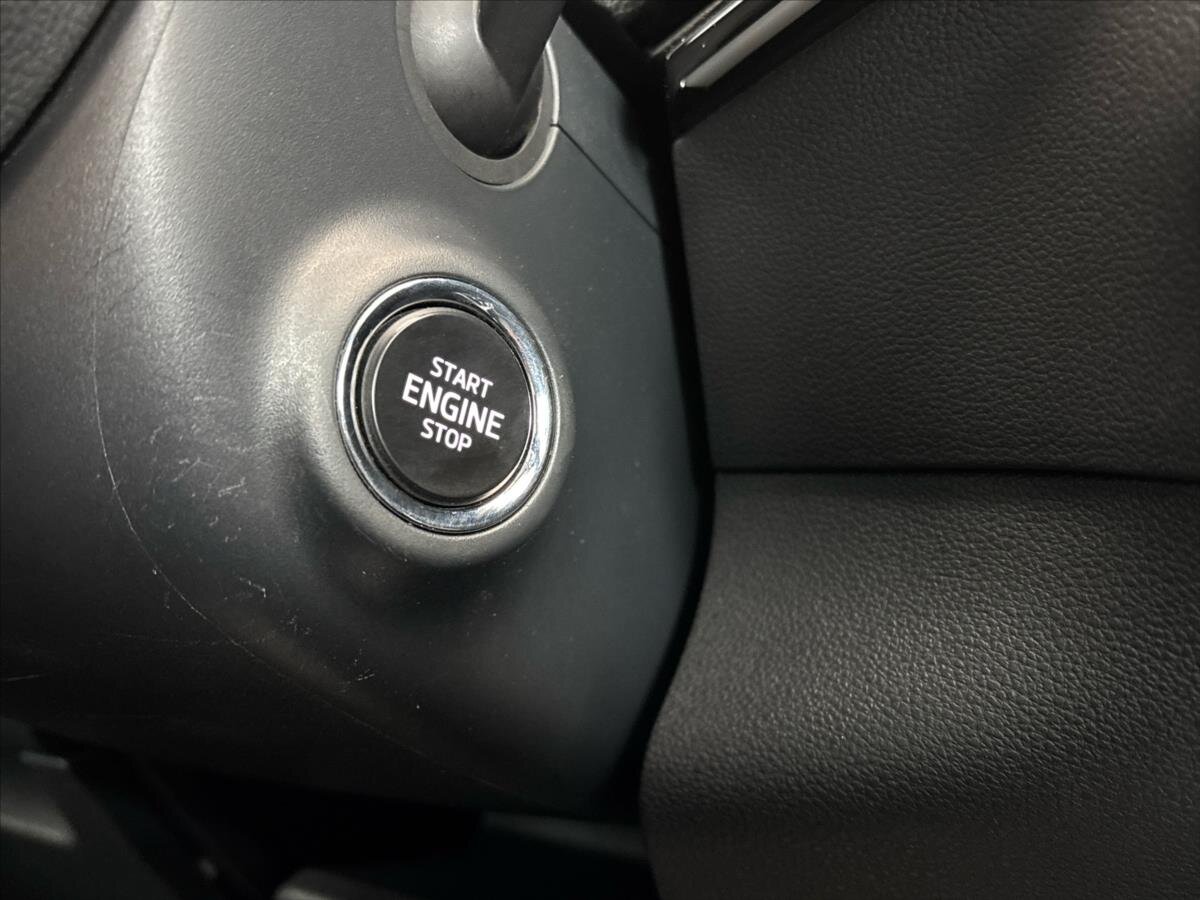 Škoda Karoq SUV / Terénní 2,0 l 110 kw