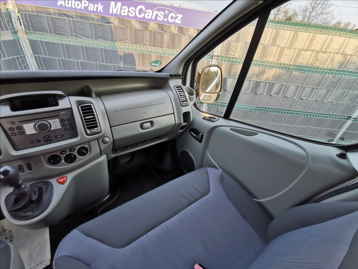 Opel Vivaro Kombi 2,0 l 84 kw