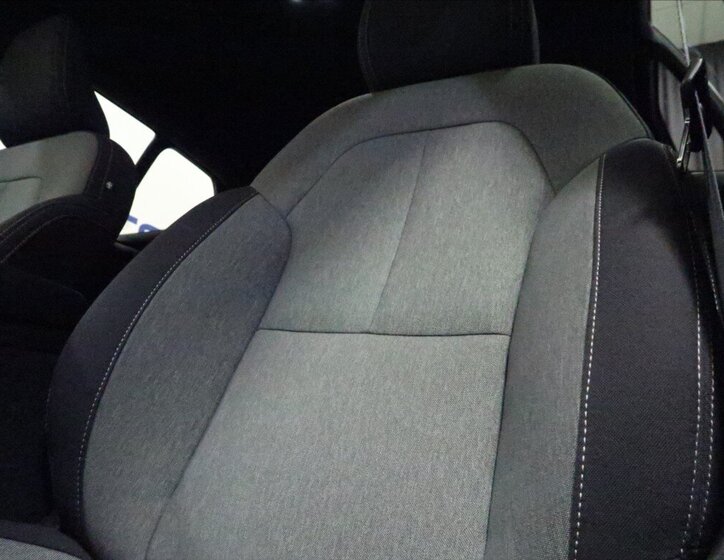 Volvo XC40 SUV 2,0 l 120 kw