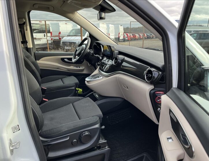 Mercedes-Benz Třídy V MPV 2,0 l 140 kw
