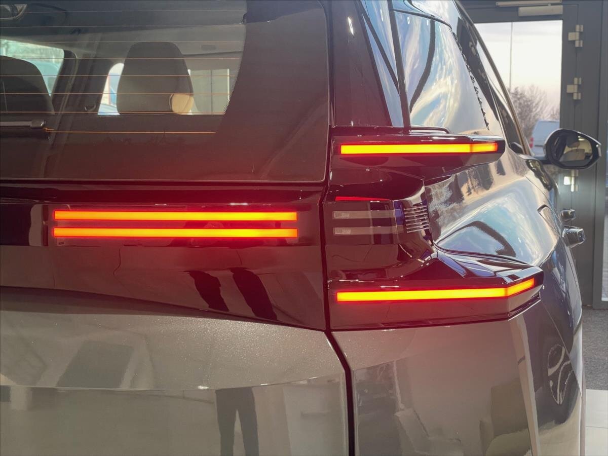 Citroën C5 Aircross SUV / Terénní 1,2 l 107 kw