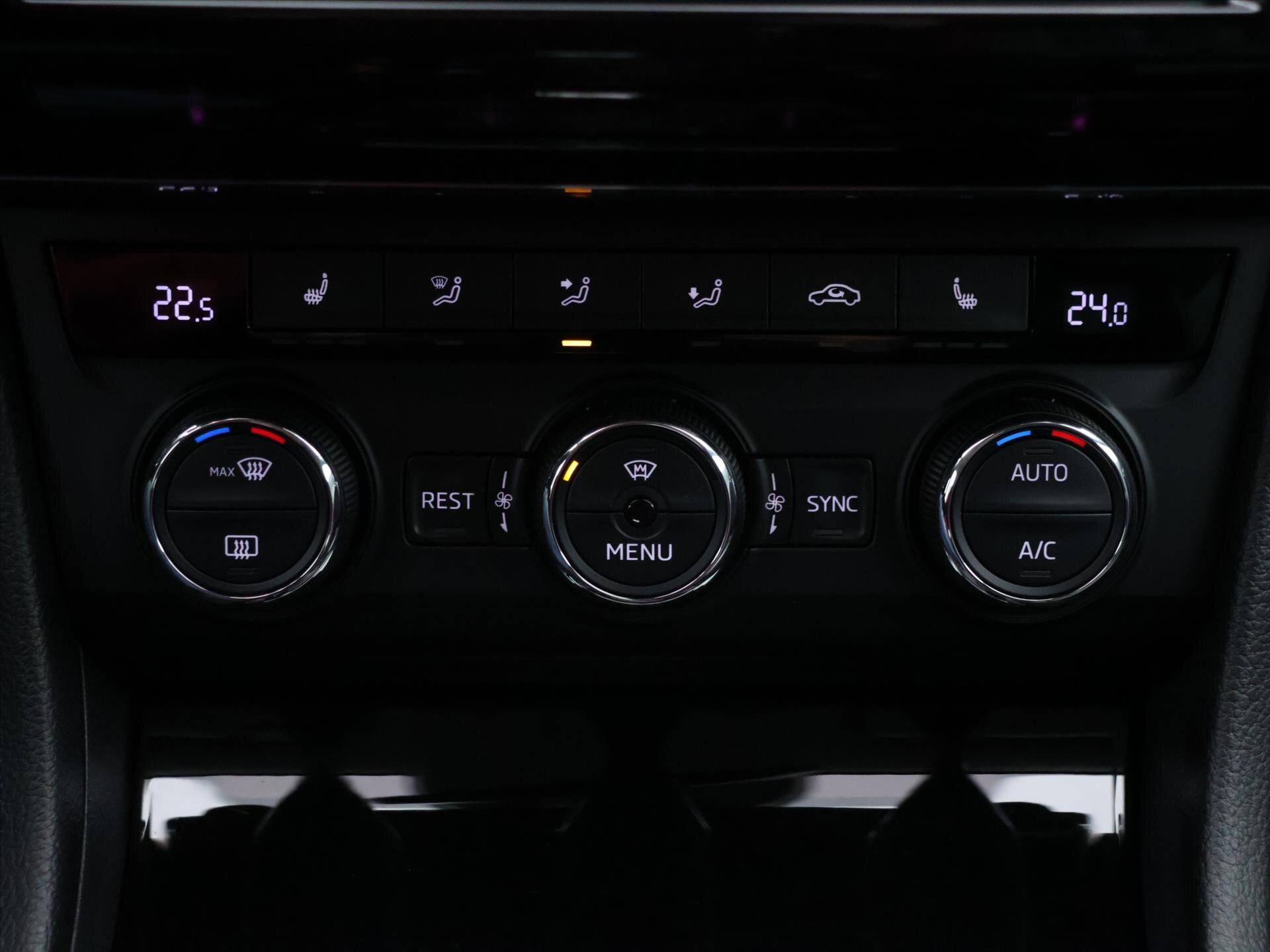 Škoda Superb Kombi 2,0 l 140 kw