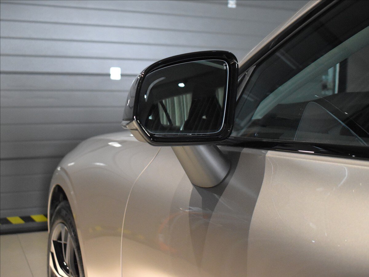 Volvo V60 Kombi 2,0 l 145 kw