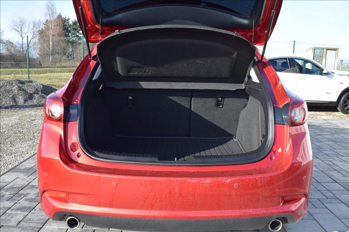 Mazda 3 Hatchback 2,0 l 121 kw