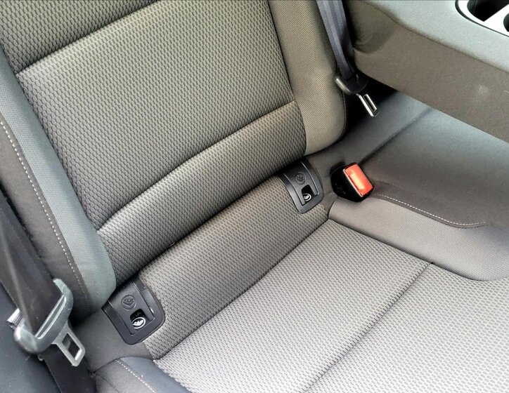 Volkswagen Golf Kombi 1,6 l 81 kw