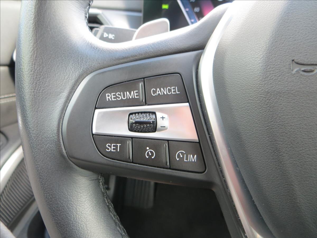 BMW Řada 3 Sedan / Limuzína 2,0 l 115 kw