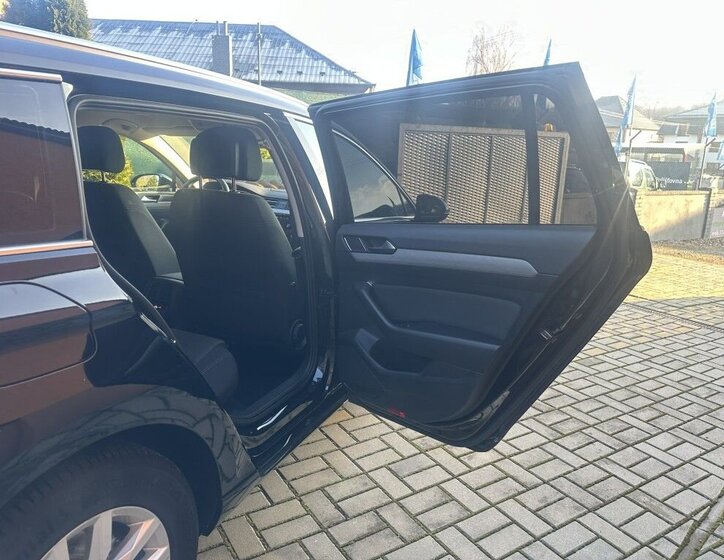 Volkswagen Passat Kombi 2,0 l 110 kw