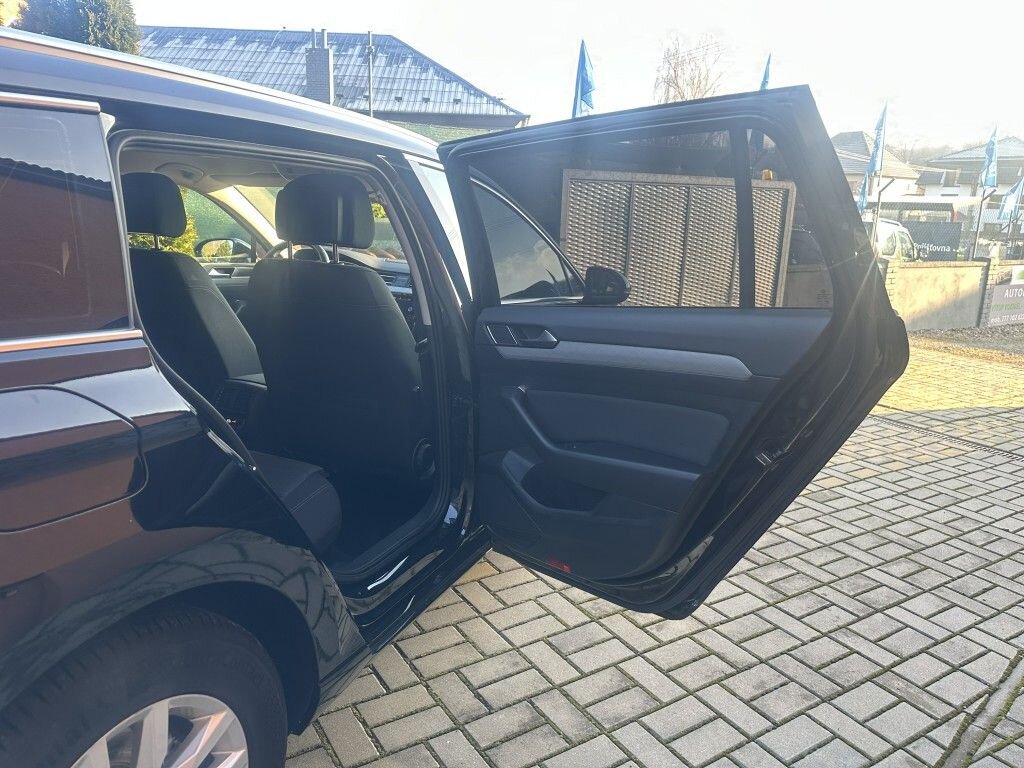 Volkswagen Passat Kombi 2,0 l 110 kw