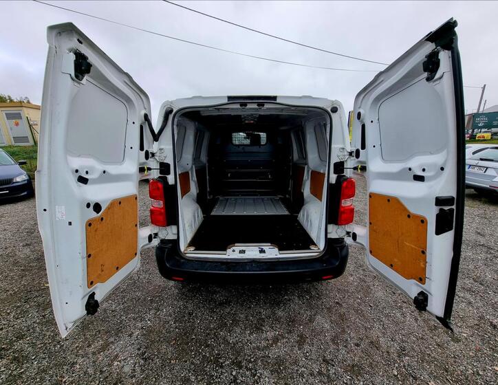 Toyota ProAce 12